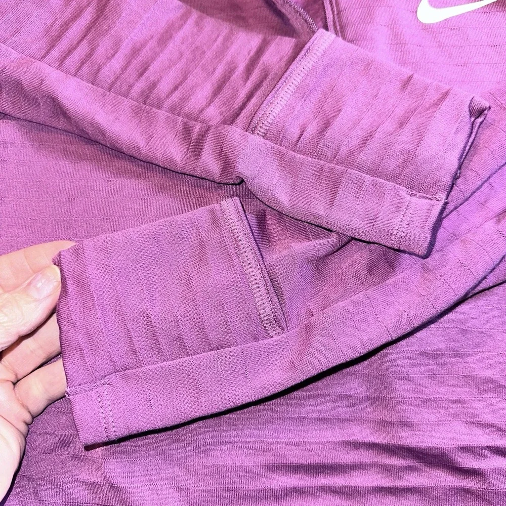 Nike Running Womens Therma-FIT‎ 1/2 Zip Pullover Purple Textured Top Small